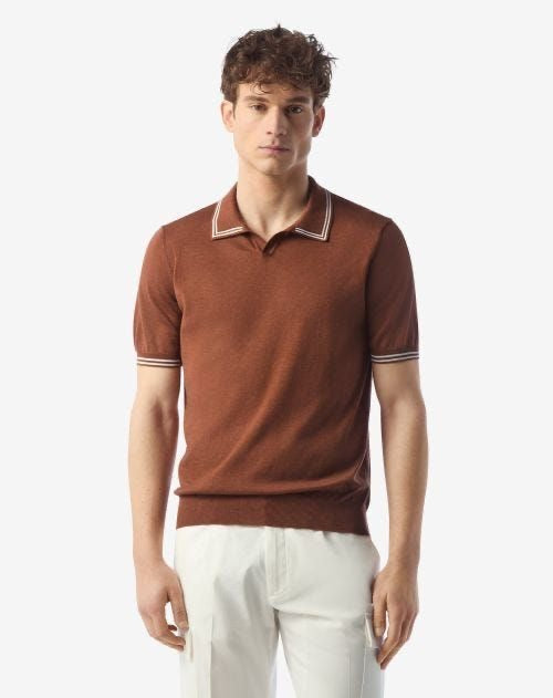 POLO T-SHIRT